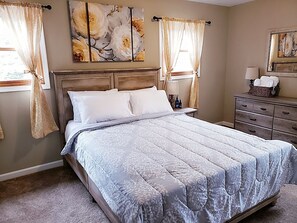 2 habitaciones, tabla de planchar con plancha y wifi gratis 