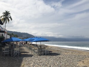 Beach - Studio near Malecón and beach//Weekly and monthly discounts available!  (5 de Diciembre)