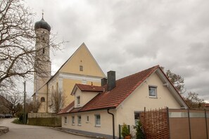 Exterior - An entire house - quiet holiday home for tourists and mechanics (Klimmach)