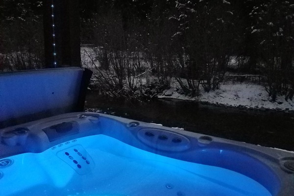 Bain à remous extérieur