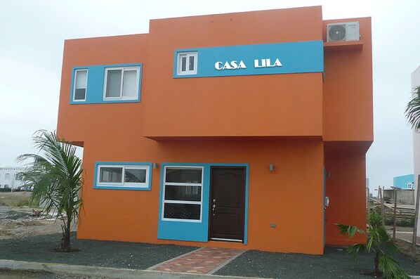 Property entrance - Casa Lila (Montecristi)