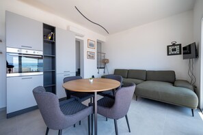 Dining - Villa Fertilia sea front - Key to Villas (Fertilia)