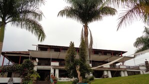 Unclassified image, 3 of 82, button - Hotel Campestre Hacienda Caracha (Ziracuaretiro)