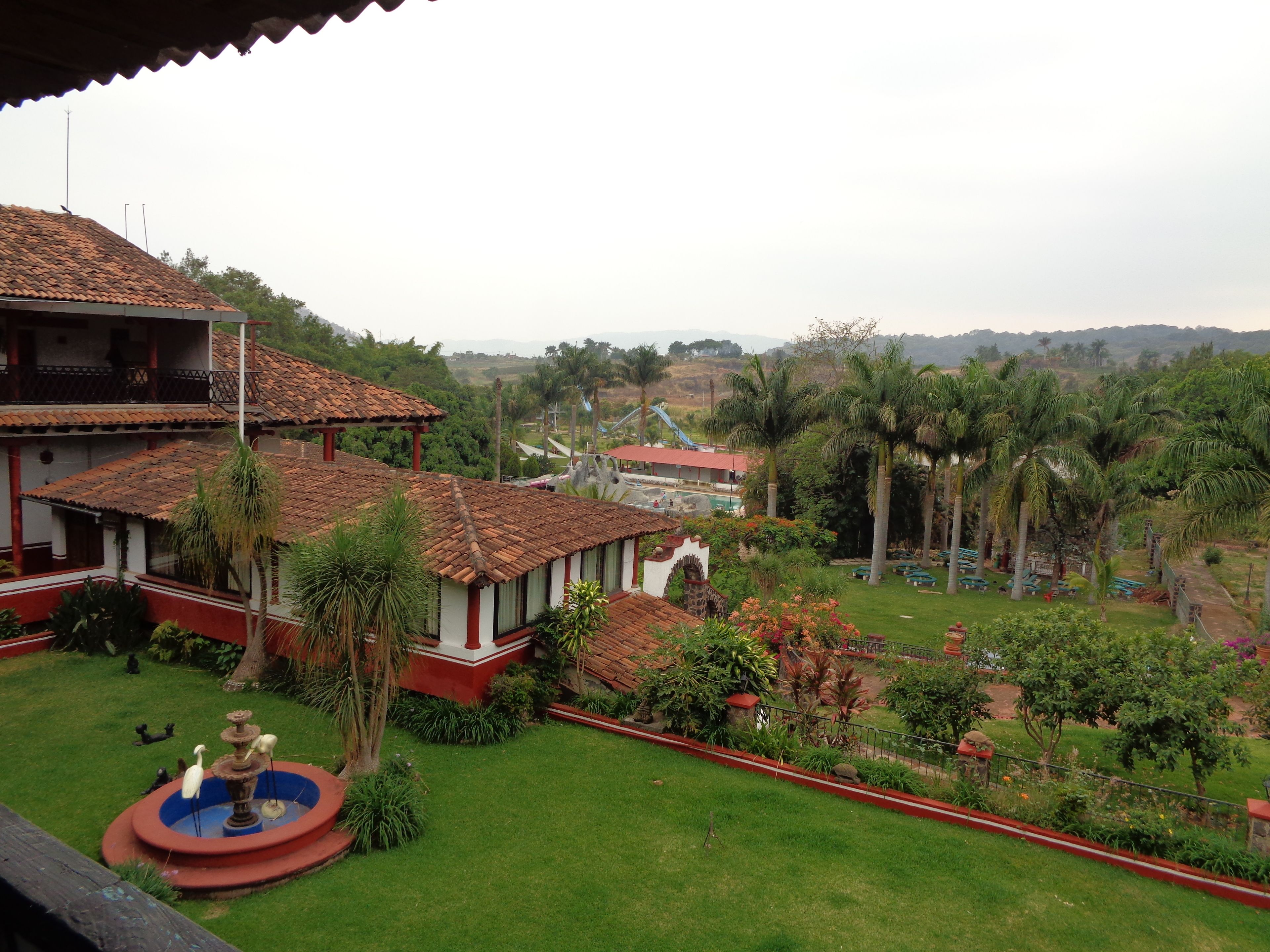 Khuôn viên nơi lưu trú