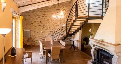 Stone house classified 3* in Corbieres with private covered pool