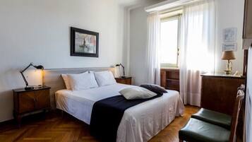 Junior Suite (Giacometta) | Desk, free cribs/infant beds, free WiFi, bed sheets