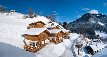 With a lot of love built cabin chalets in a prime location!