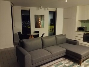 Apartment, 2 Bedrooms, Balcony, City View | Living area
