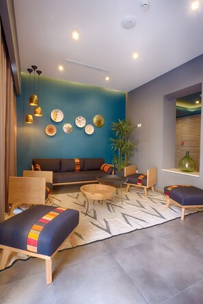 المنشأة من الداخل