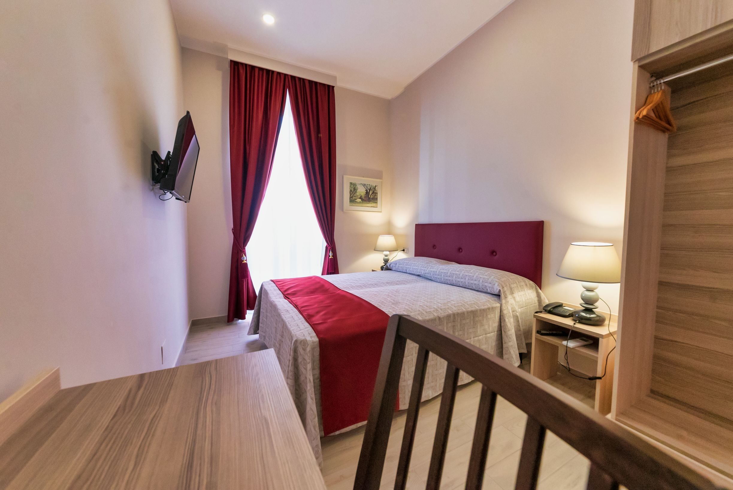 Classic Double or Twin Room | Down comforters, in-room safe, desk, blackout drapes