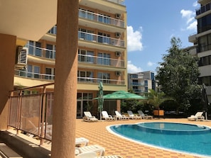 Outdoor pool - Hotel Beatris (Nessebar)