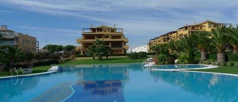 Piscina a l'aire lliure