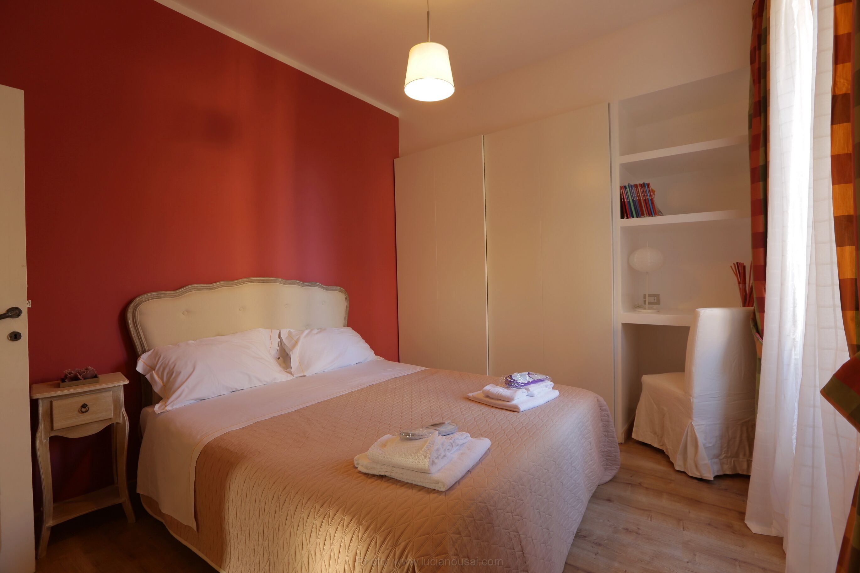 2 chambres, fer et planche à repasser, Wi-Fi gratuit, draps fournis