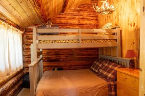 2 habitaciones, acceso a internet y ropa de cama