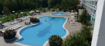 Zefir Hotel