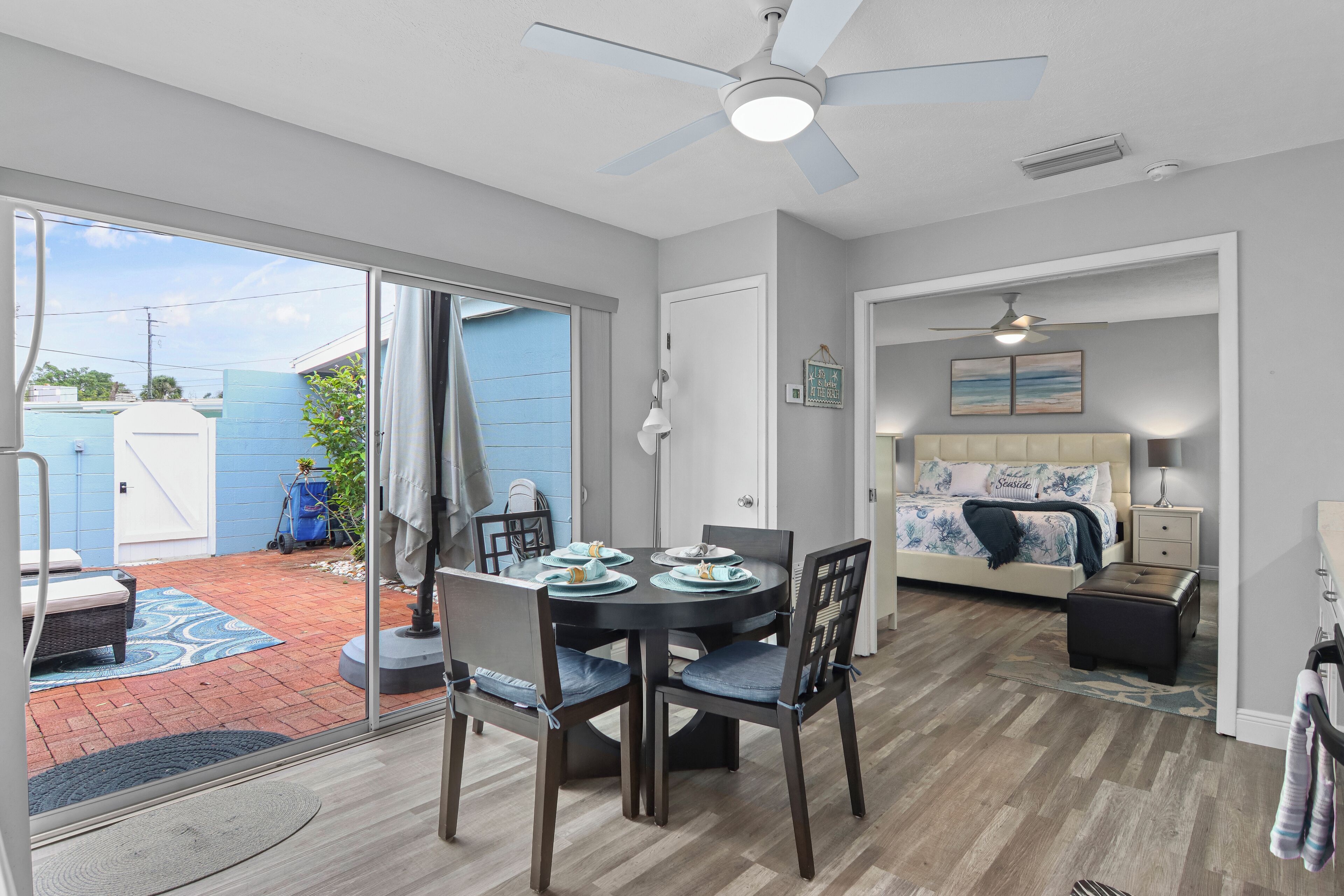 1 chambre, fer et planche à repasser, Wi-Fi gratuit, draps fournis