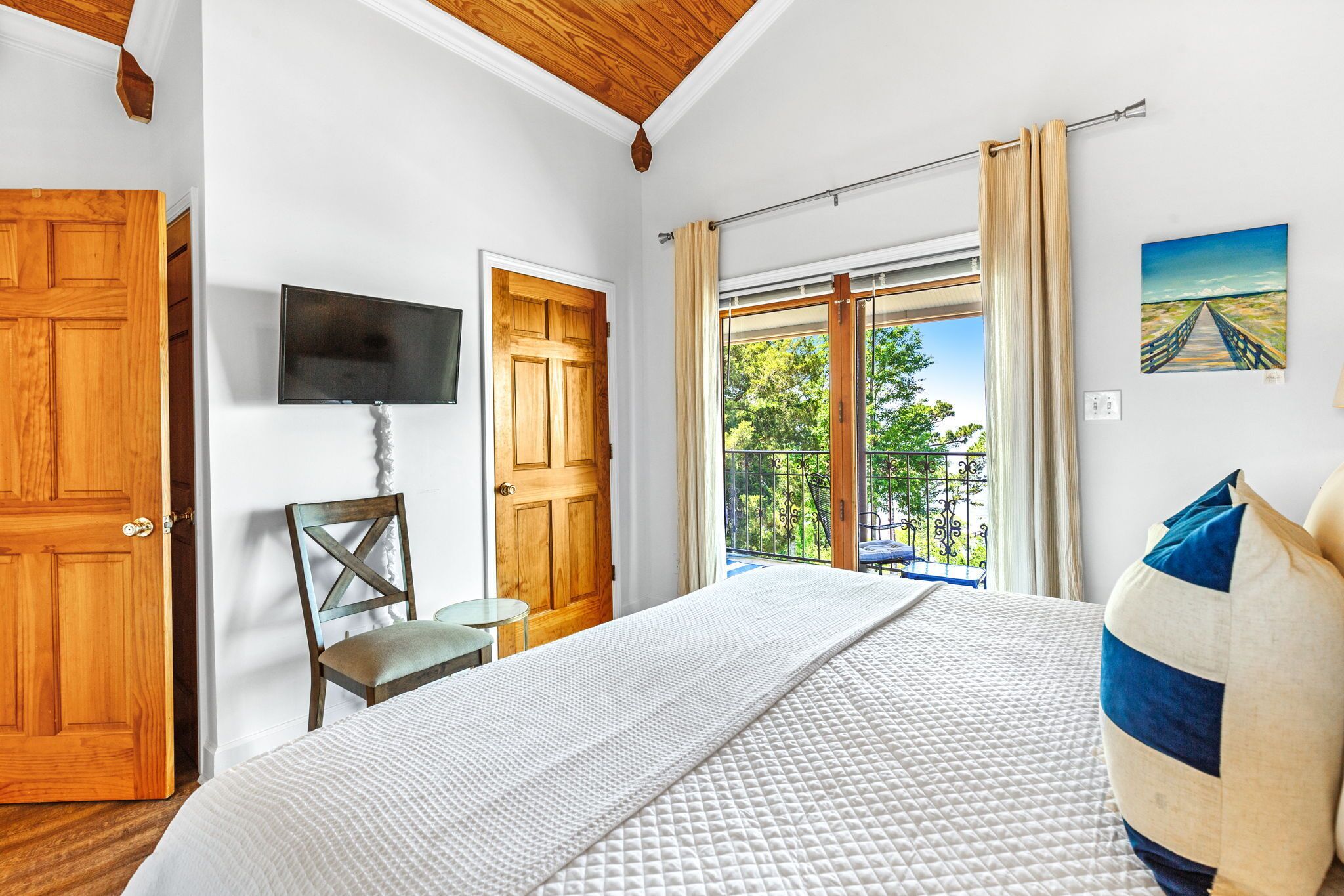 2 chambres, fer et planche à repasser, lit parapluie, Wi-Fi gratuit