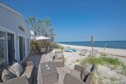 Newly Renovated Beach House Vineyards Farms Hampton's
