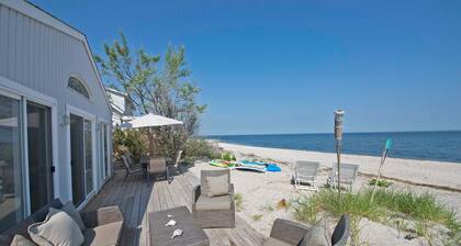 Newly Renovated Beach House Vineyards Farms Hampton's