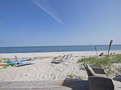 Newly Renovated Beach House Vineyards Farms Hampton's