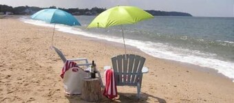 Cottage on the Beach. Wineries, North Fork & the Hamptons