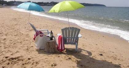 Cottage on the Beach. Wineries, North Fork & the Hamptons