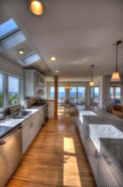 Mermaid Inn Luxurious Beach House Visit Wineries, Farms Hamptons