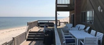 Dorey · Ocean Views Largest Beach House Directly on Beach!