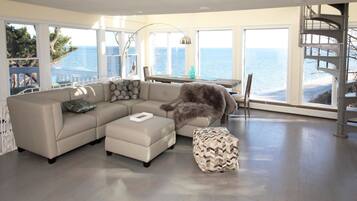 House, Multiple Beds (Amazing Home Private Beach North Fork) | Living area | TV, fireplace, video game console, DVD player