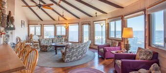 True Beach House On The Beach! Once Upon A Tide