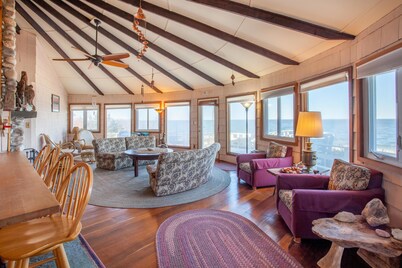 True Beach House On The Beach! Once Upon A Tide