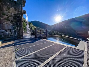 Innenpool, Außenpool