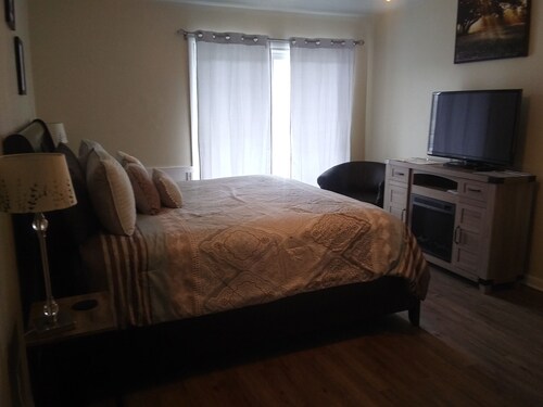 Wolfe Creek Studio Apt by Nancy K Homes