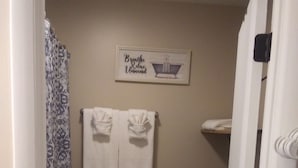 Unclassified image, 4 of 6, button - Wolfe Creek Studio Apt by Nancy K Homes (Fayetteville)