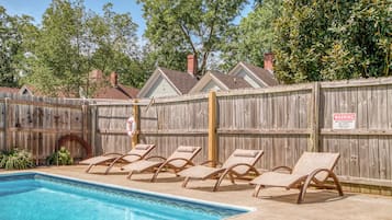 Piscina a l'aire lliure