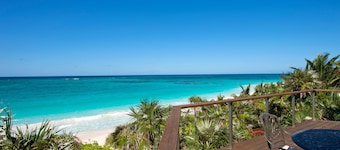 Lux Beachfront House W/ Private Pool on Banks Rd. Walk to Tippy's!