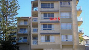 Unclassified image, 3 of 15, button - Alinga U5 Kings Beach Apartment Ocean Views (KINGS BEACH)