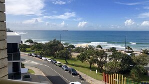 Property grounds - Alinga U5 Kings Beach Apartment Ocean Views (KINGS BEACH)