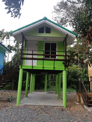 Casa standard | Camas extras/dobráveis (sobretaxa), Wi-Fi de cortesia, roupa de cama