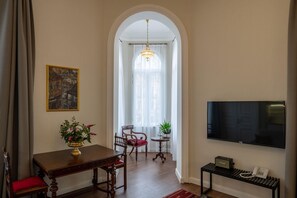 Royal Apartment, 1 King Bed with Sofa bed, City View | Living room - Tiflis Opera Aparthotel (Tbilisi)