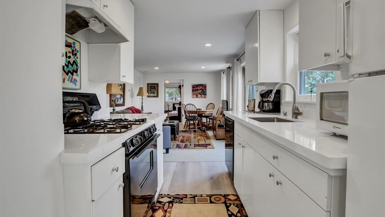 Peaceful Mill Valley Jewel
