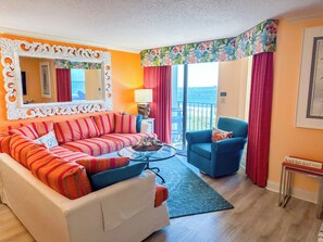TV - Beach Club I 3E! Fantastic OceanFront 3 Bedroom Condo! Book now today for best rates! (North Myrtle Beach)