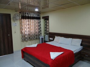 Wheelchair access - swapna bhumi farm resort (Vada)