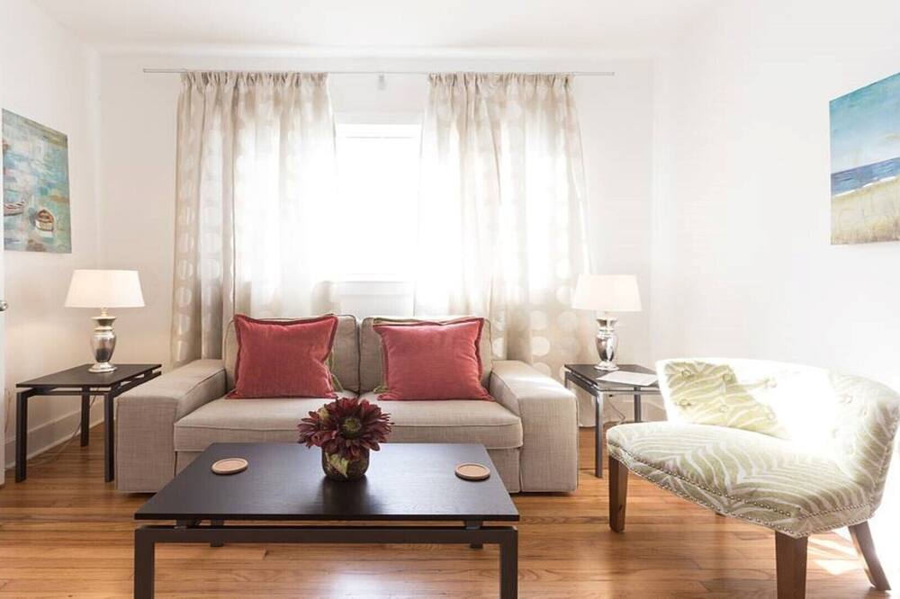 Coral Gables Apartment