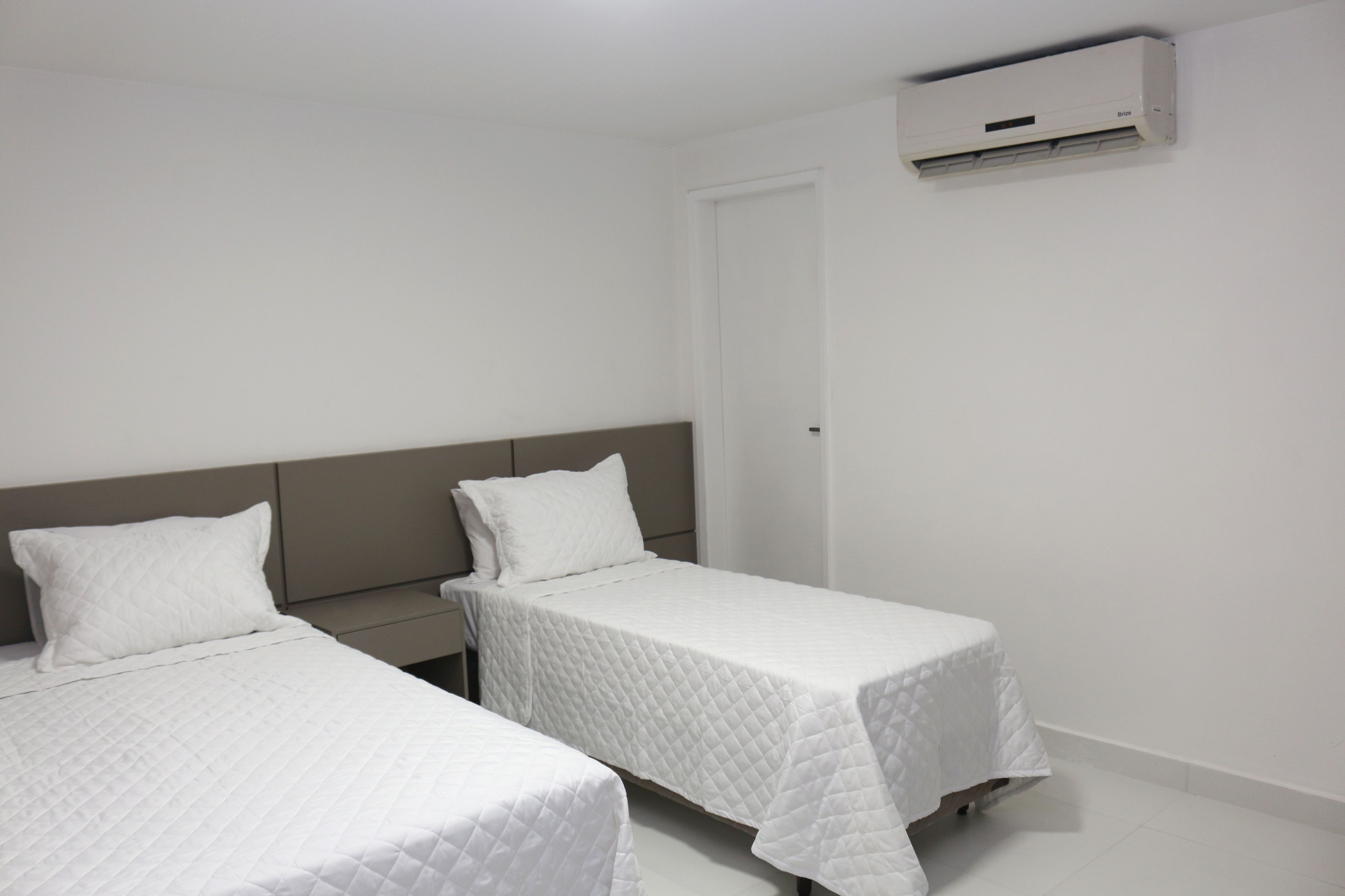 Photo - Transcar Suítes