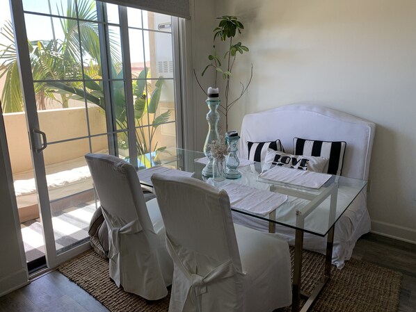 Interior - Chateau de Bon (near the beach) (Ventura)