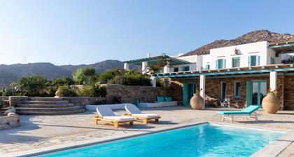 Magganari View Village II , shared swimming pool and bbq , on Ios Island