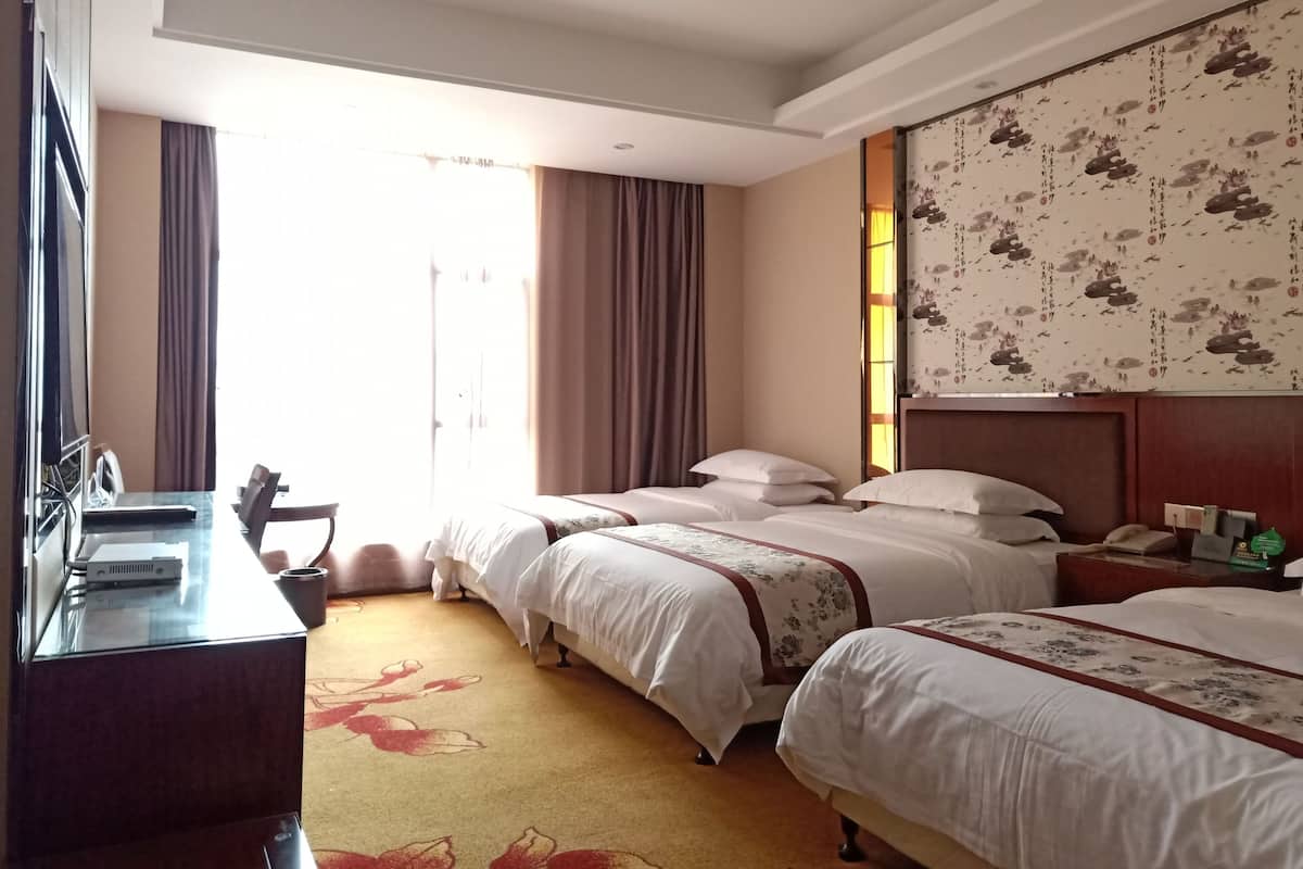 Phòng 3 Deluxe | Két bảo mật tại phòng, màn/rèm cản sáng, phòng cách âm