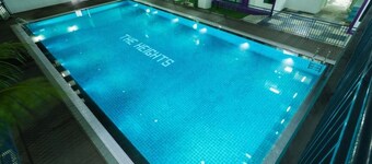 Executive 3BR  Cozy Stay @ The Heights