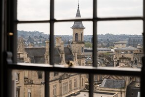 View from room - Hiding Space - Trim Street Apartments (Bath)